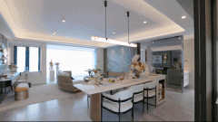 后续的拆修或须依法经相关部分审批租赁权：指